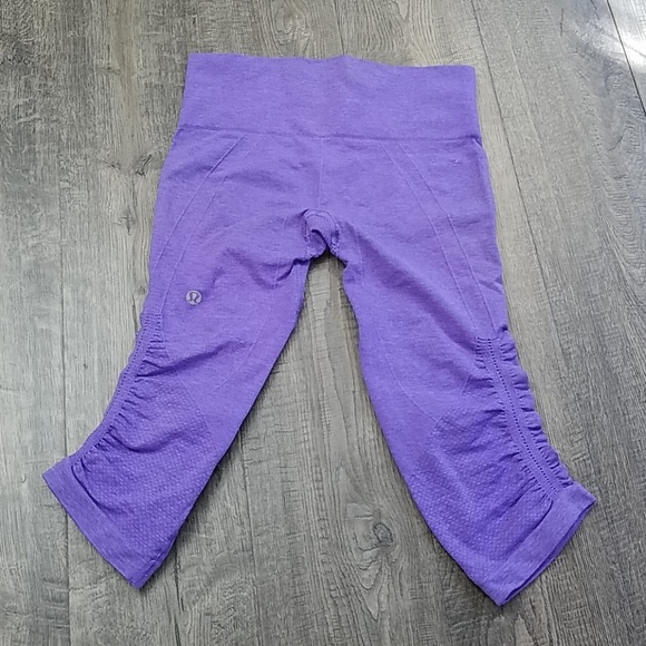 Lululemon In The Flow Crop

Power Purple - Picture 3 of 8